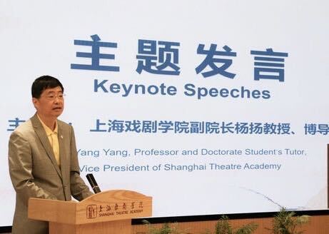 關于澳門正版資料與犯罪行為的探討