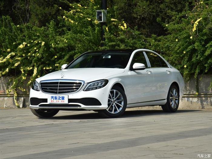 奔馳C200最新價(jià)格概覽，市場走勢與購車指南
