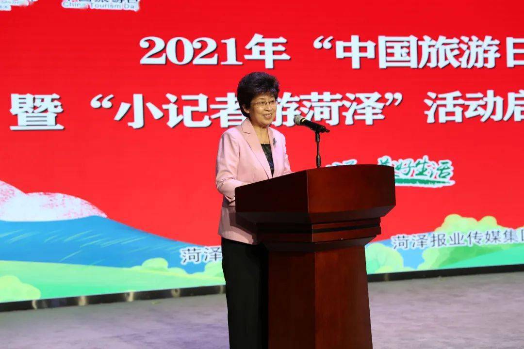 米小晨與凌非凡的奇幻之旅——最新章節(jié)探秘