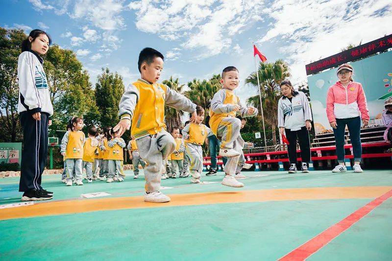 最新幼兒園搏擊操大班，活力四溢的健康啟蒙